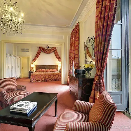 Otel D