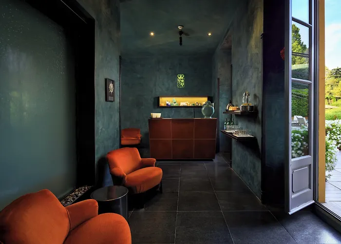D Hotel